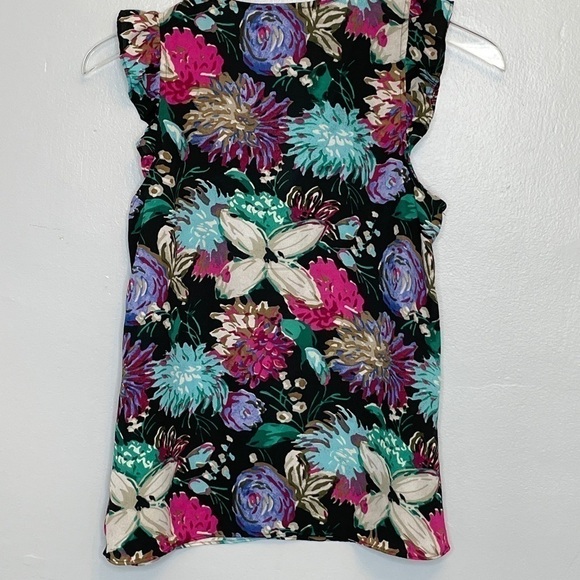 J. Crew Black Floral V Neck Top Flutter Sleeve Sz0 - Picture 13 of 16